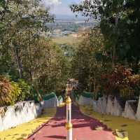 วัดพระธาตุเขาน้อย