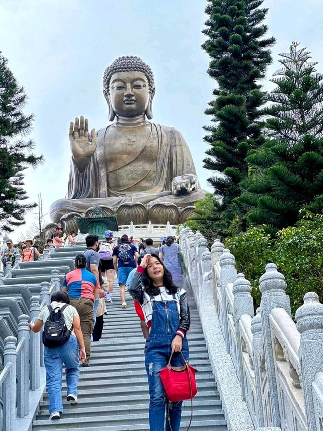 Tian Tan Buddha