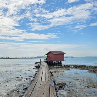 檳城姓陳橋海岸水上屋的絕美風景