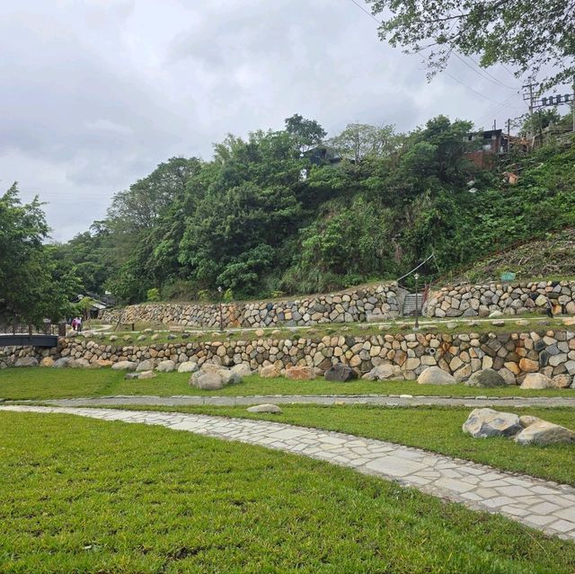（行義路溫泉區）有新面貌了，泡湯後散步、欣賞周圍綠意