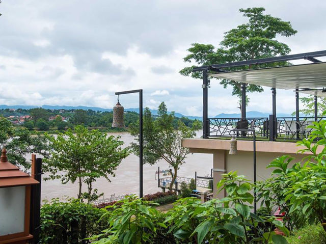 โรงแรมเชียงของ ทีค การ์เดน ริเวอร์ฟรอนต์