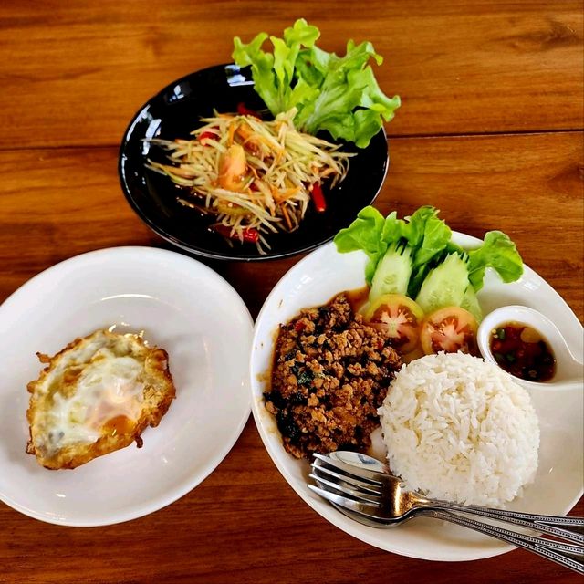 ที่เที่ยวเปิดใหม่ทานอาหารในไร่ชา PASSA Mae On