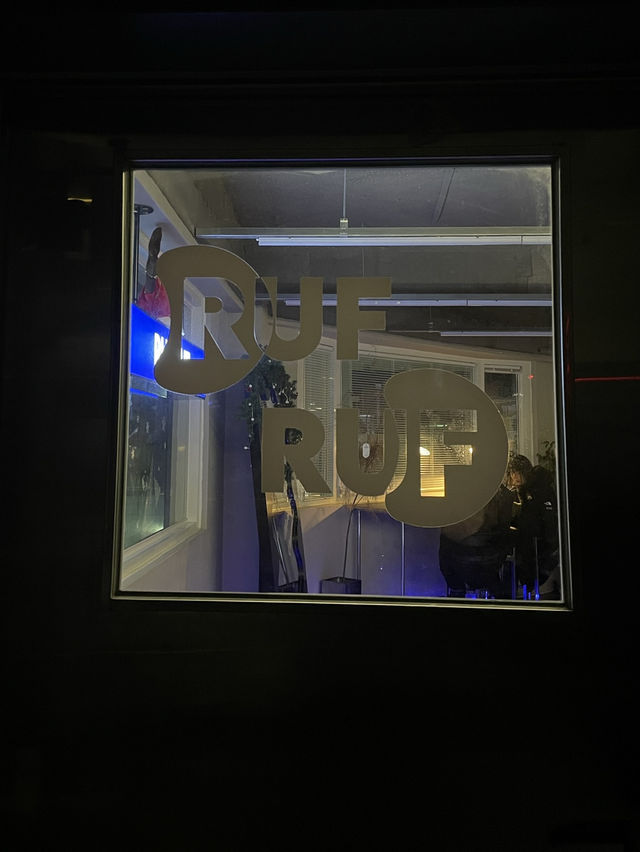 서울 성수동에 있는 느낌 좋은 감성카페 러프러프