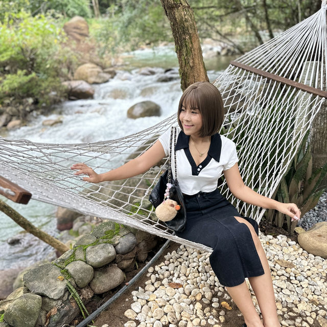 มะลิคาเฟ่ คาเฟ่ติดน้ำตกวิวหลักล้าน