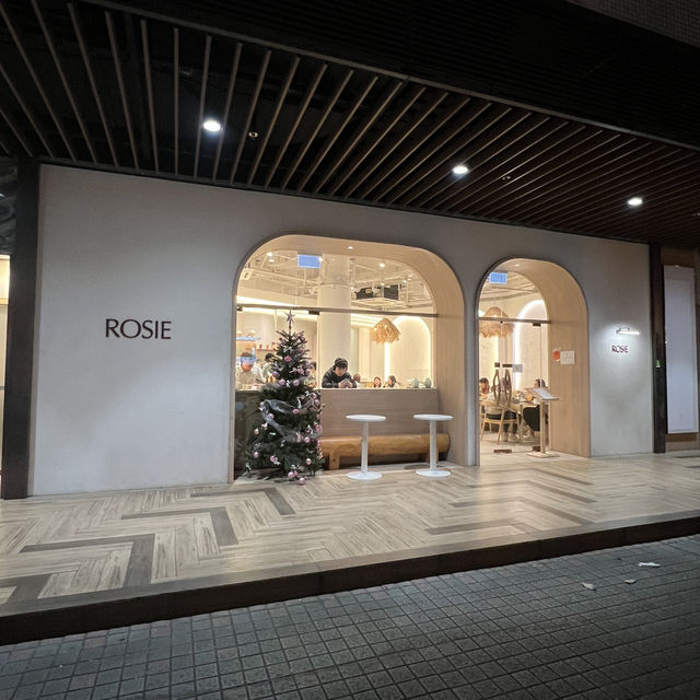 🌸滋味親民西餐廳🌸ROSIE 🥂