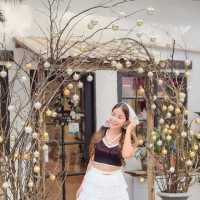 The Creeper House คาเฟ่น่ารักกับChristmas cottage