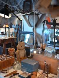 【京都】素敵なコーヒーとアンティークの空間。W&H ROASTERY DAUGHTER / GALLERY SON