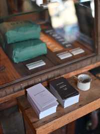 【京都】素敵なコーヒーとアンティークの空間。W&H ROASTERY DAUGHTER / GALLERY SON