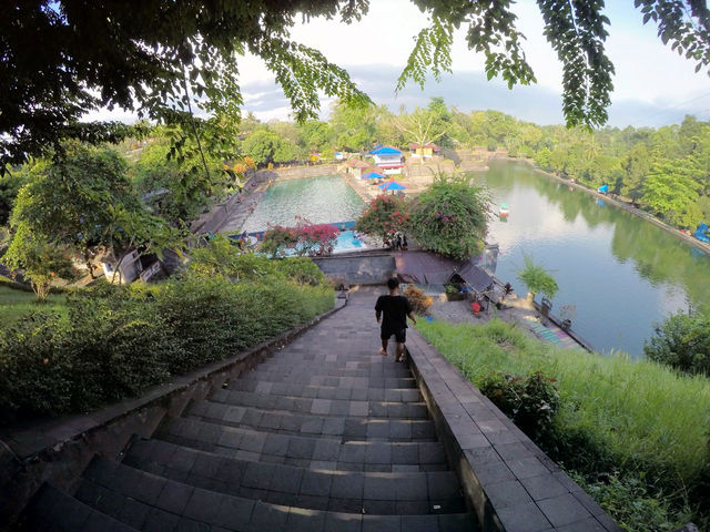 Awe-Inspiring Serenity at Narmada Park