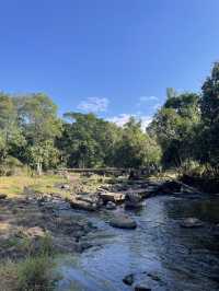 Tad Gneuang Waterfall : Paksong
