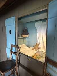 Explore the historic windmill in Kinderdijk