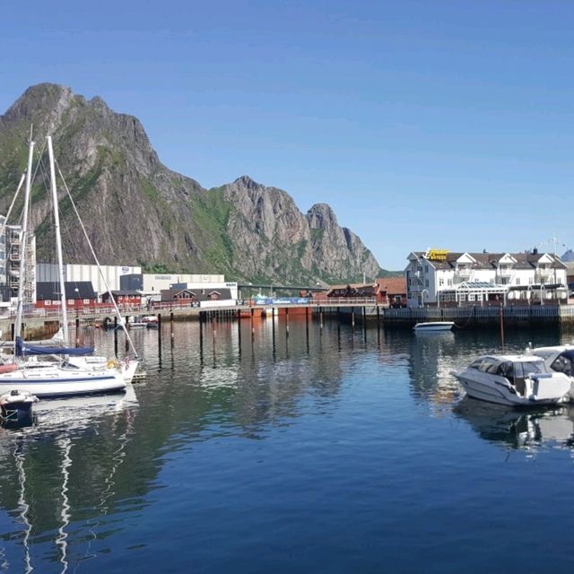 BEAUTY BEYOND WORDS, LOFOTEN ISLAND