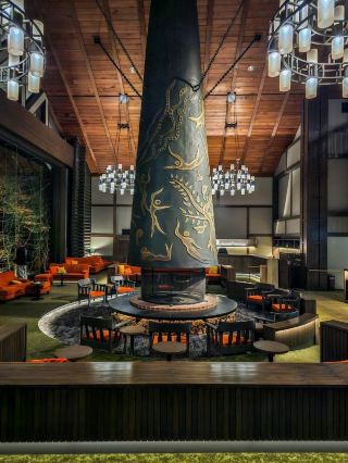 ■Hotels featuring works by Taro Okamoto