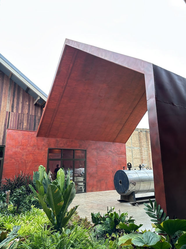 โรงบ่มปัว Cafe&Eatery น่าน : คาเฟ่ที่โลเคชั่นสุดเก๋