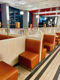 A Retro KFC Experience Like No Other