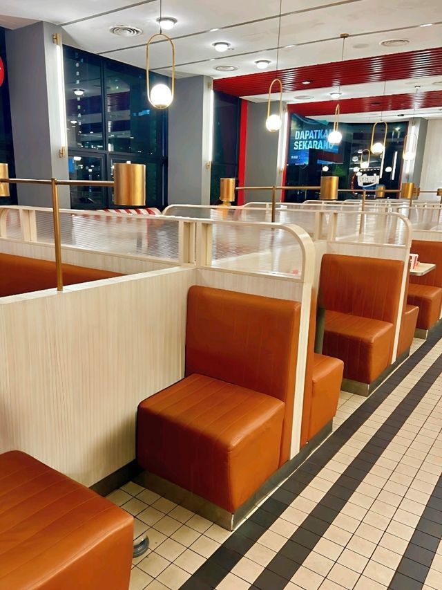 A Retro KFC Experience Like No Other