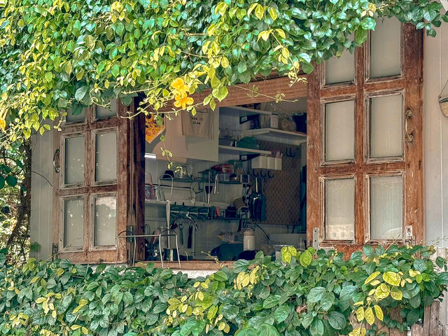 LYKKE COFFEE CAFE 