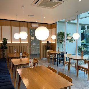  Curious Cafe