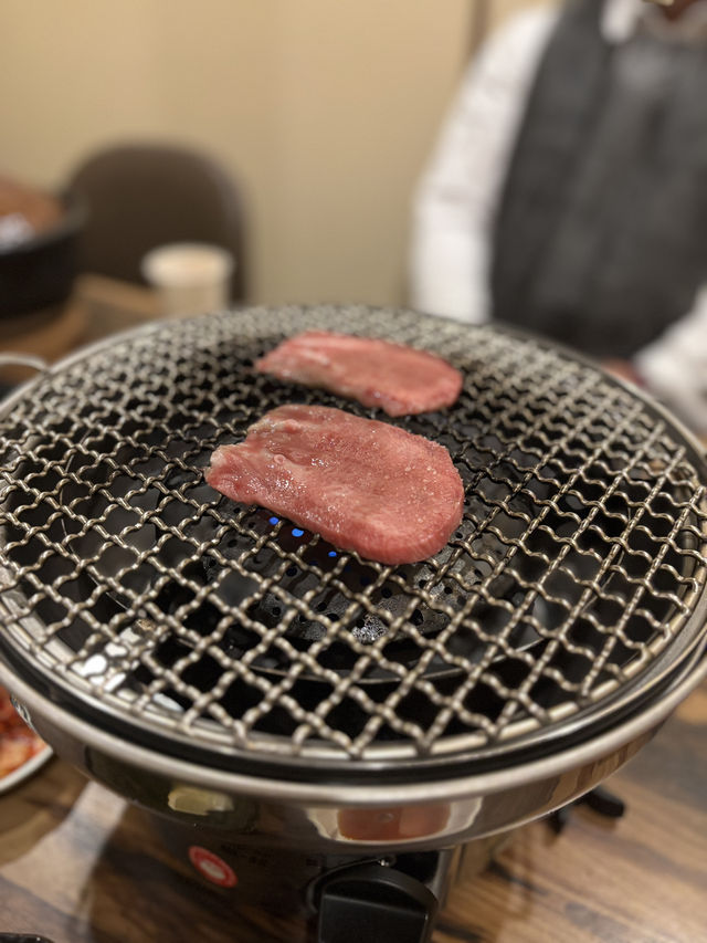 【大阪・東梅田】完全個室で楽しめる無人焼肉店「和牛焼肉 日高商店 梅田店」