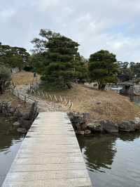 《玄宮園：彥根城附近的和式園林》