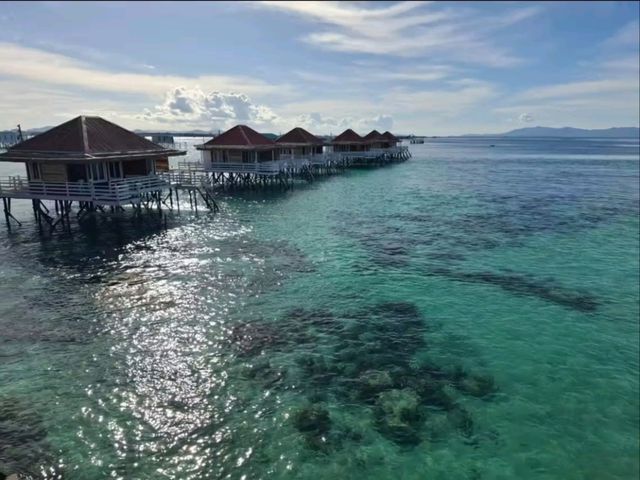 "Lato Lato Mun Resort: A Floating Paradise in Semporna"