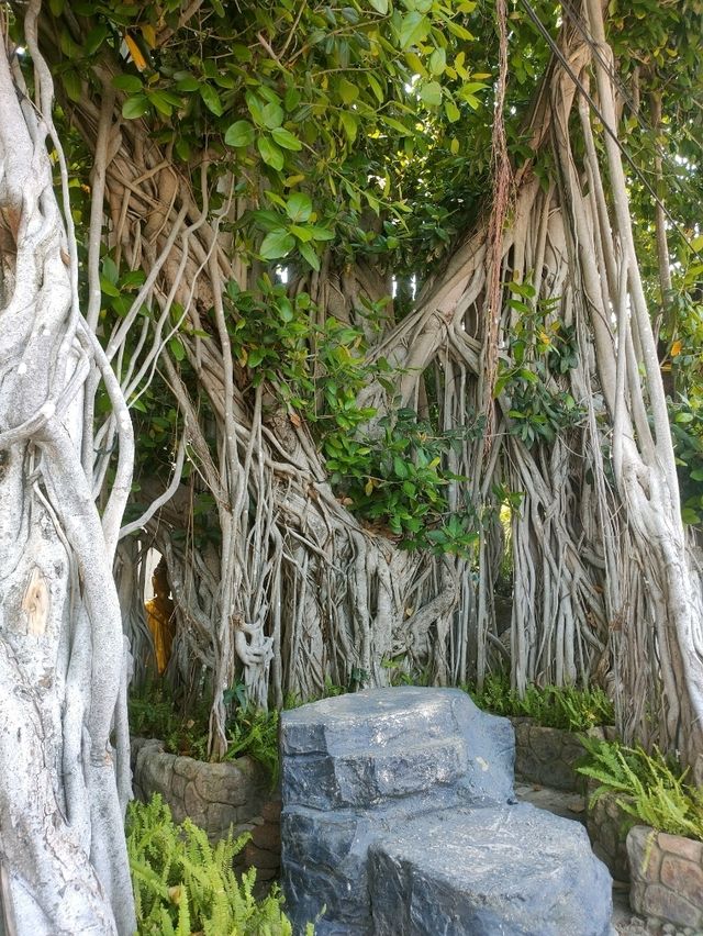 วัดเก่าแก่ในเมืองสุพรรณบุรี สร้างสมัยอยุธยา