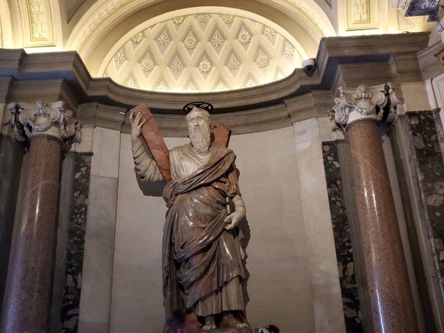 [🇻🇦バチカン] 圧巻の美しさ、サン・ピエトロ大聖堂とミケランジェロのピエタ
