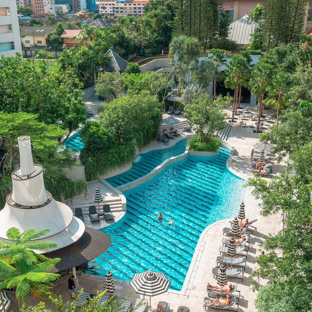 The Royal Paradise Hotel & Spa Patong Phuket เดอะร