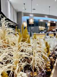 “Toast to Nature: Korean Cafe Blooming with Sustainability”