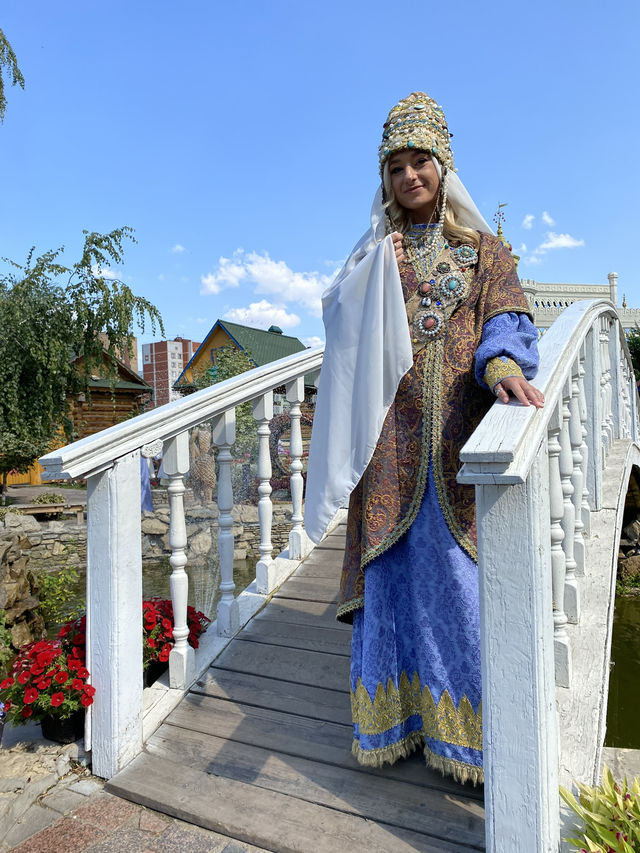 👑 Walking in Tatar village in traditional clothes 