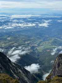 The breathtaking views during descent from Low’s Peak