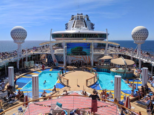 🚢⚡ Independence of the Seas Review: A Powerhouse of Fun! ⚡🚢