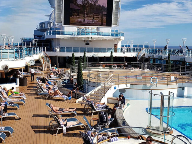 🌟 Majestic Princess Cruise: Glamour, Noodles & Epic Sea Days! �🛳️ 