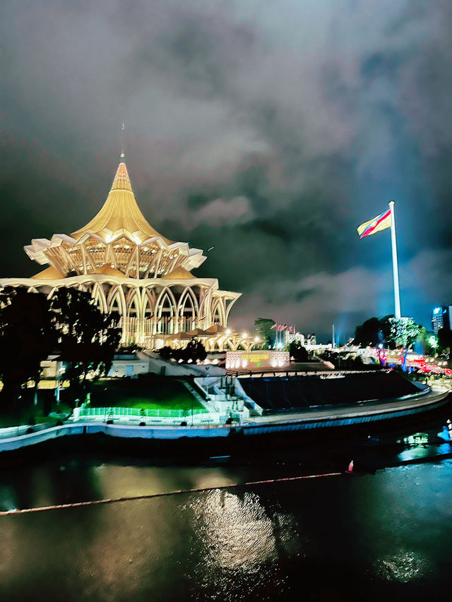 Darul Hana Bridge: The Shining Jewel of Kuching Waterfront