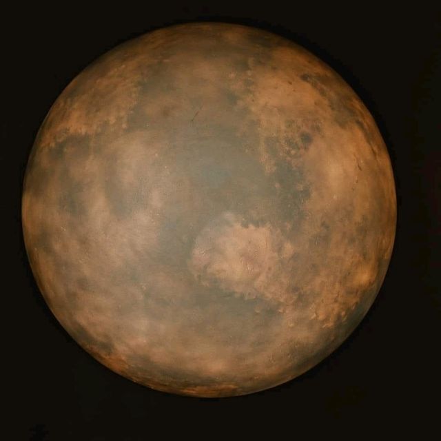 𝙋𝙇𝙐𝙏𝙊 𝘾𝘼𝙁𝙀  🌌🔭🪐