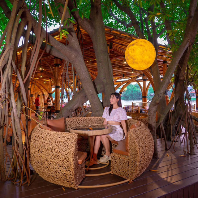 ร้านเรือนชายน้ำ Cafe&Restaurant