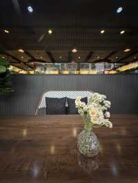 Vincent Cafe คาเฟ่ชิคๆ ในโรงแรม Town in Town