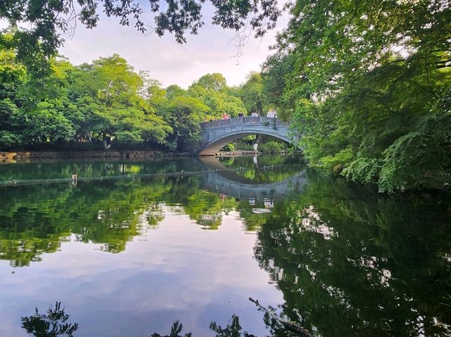 🌊【杭州・西湖｜天空之鏡的千面風華】  