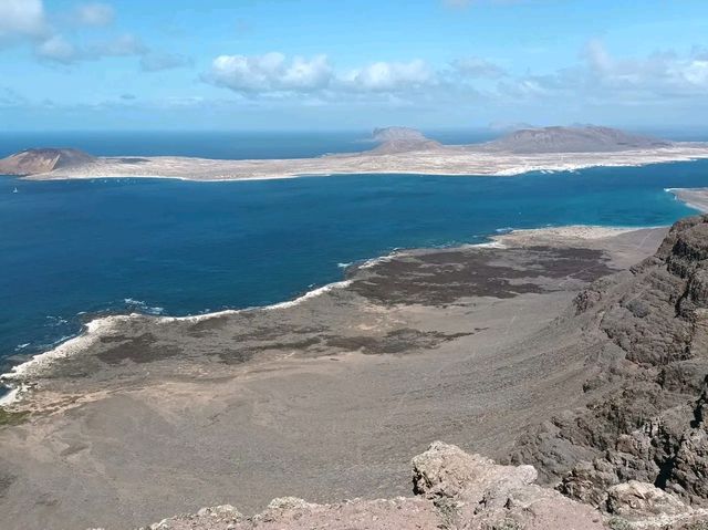 Mirador de Guinate – Lanzarote’s Hidden Cliffside Gem