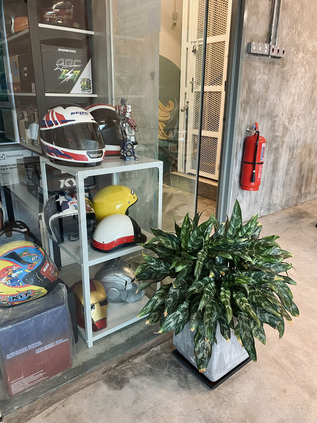 " Gear Up for Good Vibes at Helmet Café " 🏍️☕