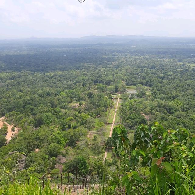 Sigiriya lion rock
