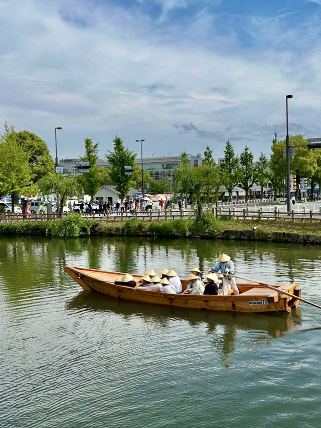 A Laid-Back Day in Himeji – Castles, Calm & a Few Furry Friends
