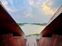 พาสาน อาคารสัญลักษณ์ต้นน้ำเจ้าพระยา นครสวรรค์