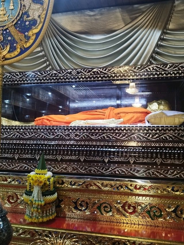 ครูบาสาย วัดท่าไม้แดง