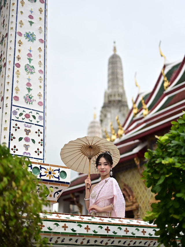 A Royal Day in Wat Pho & The Grand Place