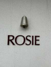 ROSIE 🤍🤍