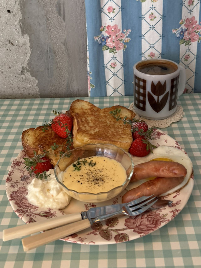 お店で焼いたブリオッシュが美味しいカフェ