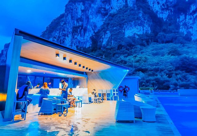 Blue Sotel Smart กระบี่