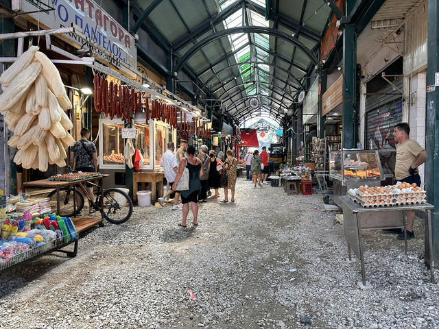 【Kapani Market（カパニ・マーケット）｜地元の暮らしが息づく、テッサロニキ最古の市場】