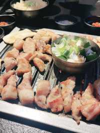 🌇 성수동 하루코스 추천 – 감성 카페와 고기 맛집까지 완벽 루트!